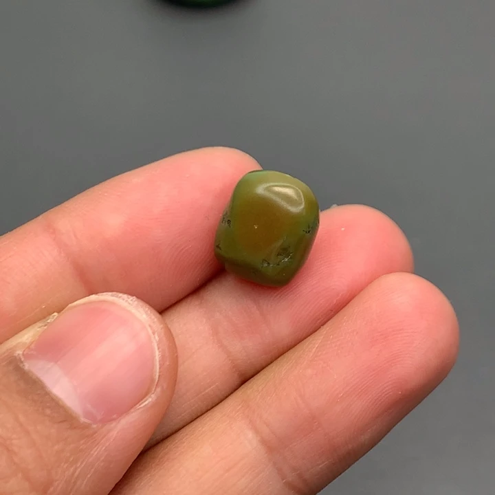 绿松石颈饰未镶嵌