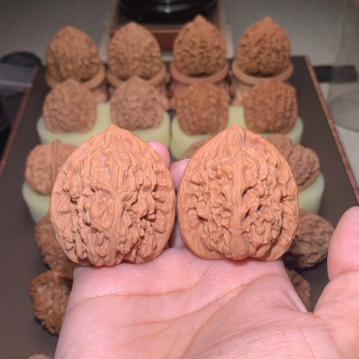 核桃文玩核桃把件龙门柱