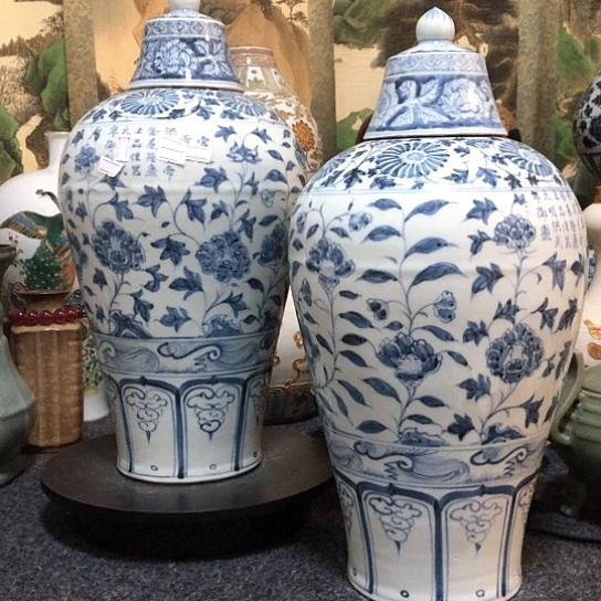 陶瓷器一件，品相完好