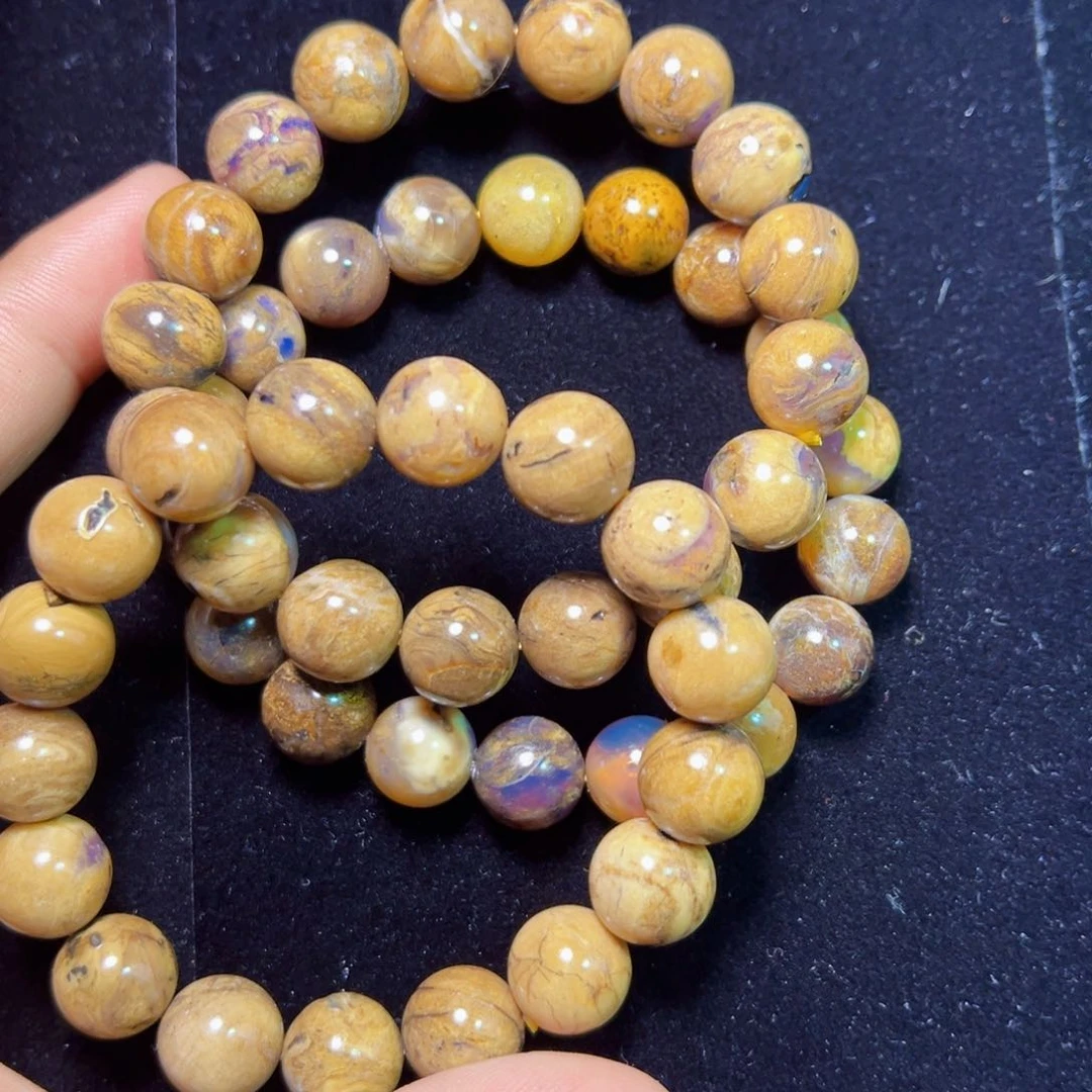 琥珀裸石未镶嵌缅甸琥珀多样性发货其中一件