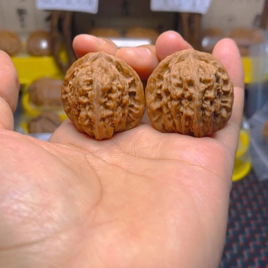 文玩核桃吊坠四座楼