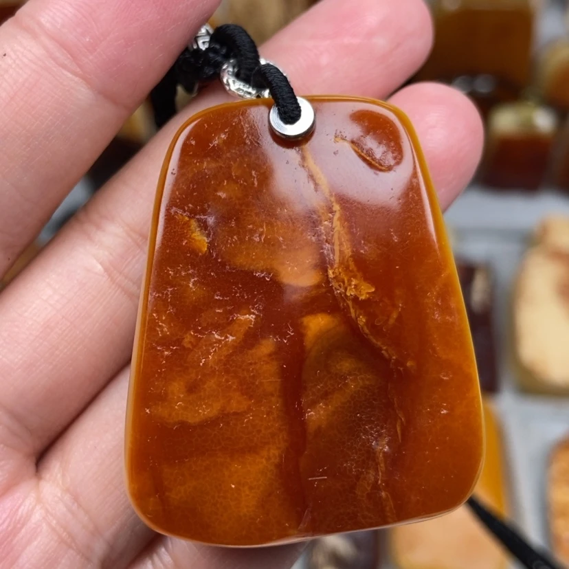 【闪购商品】未镶嵌颈饰琥珀