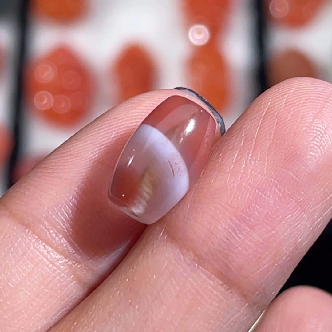 未镶嵌勒子 11.9x7.4mm 不换退南红玛瑙