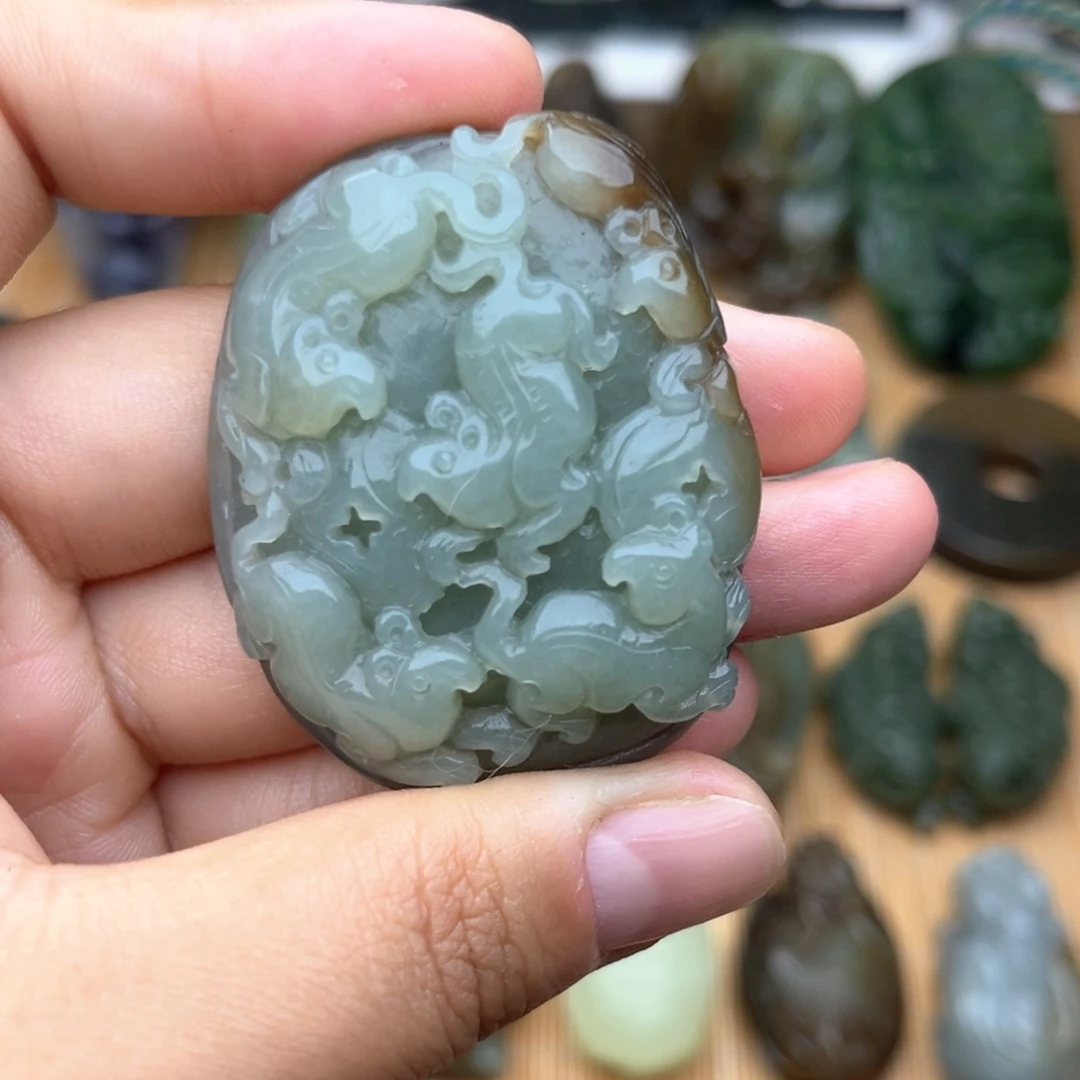 和田玉未镶嵌挂件