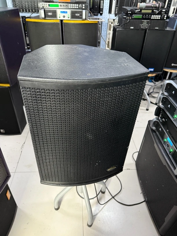 8新  大功率15寸音响一对不包邮