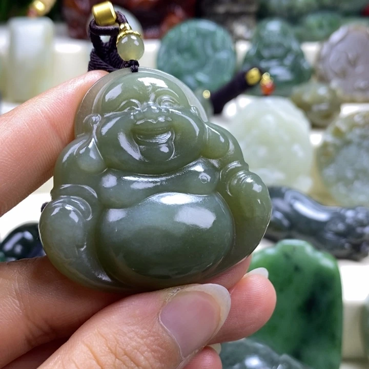 和田玉未镶嵌颈饰浪*