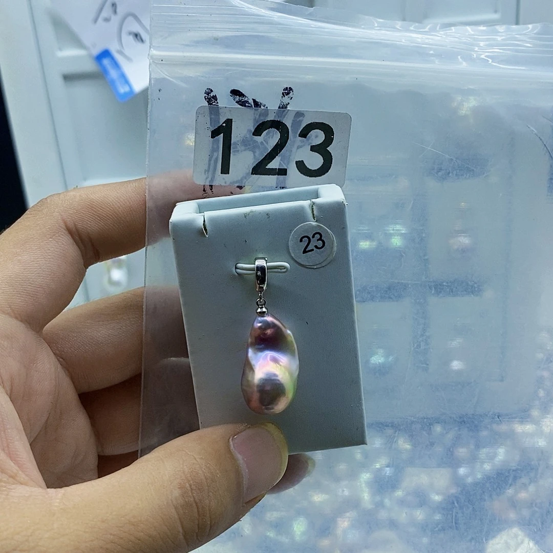 淡水珍珠合金颈饰