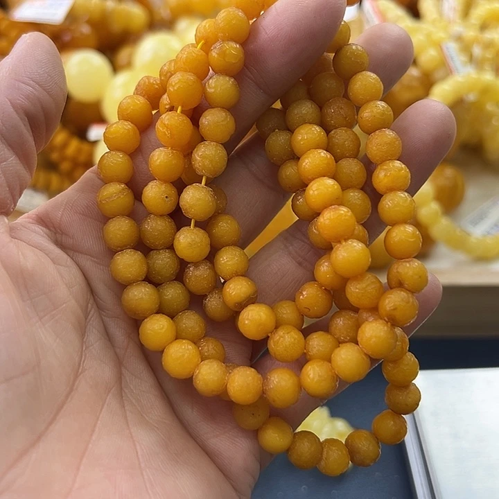 未镶嵌琥珀珠宝奇石