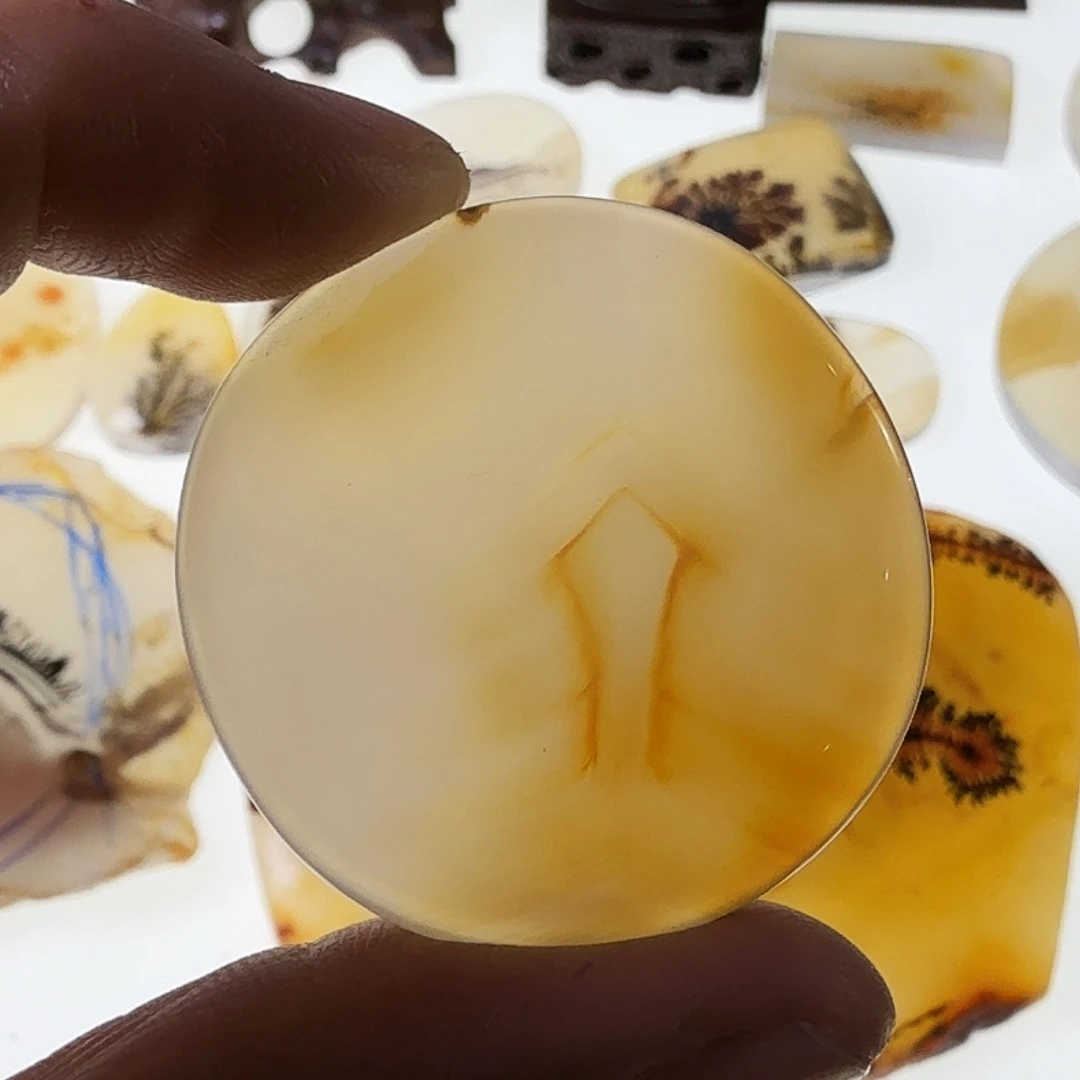 玛瑙/玉髓未镶嵌珠宝半成品