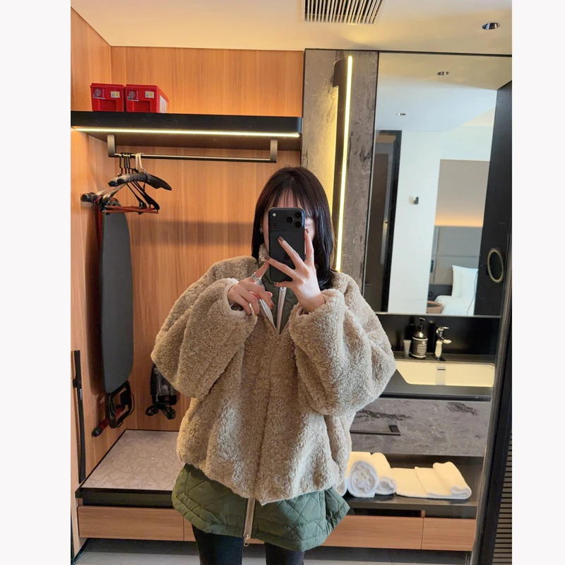 【张静芝】洋气韩范儿软糯毛毛拼接军绿色可拆卸秋冬女生厚实外套