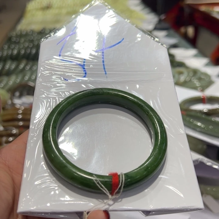 和田玉（糖玉）手镯未镶嵌