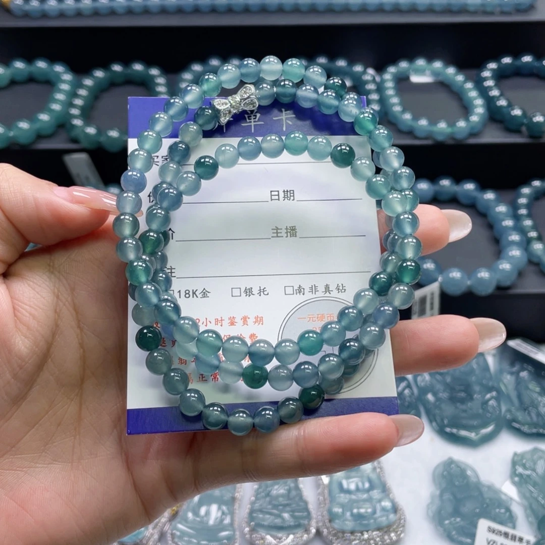 翡翠未镶嵌颈饰卡6.3