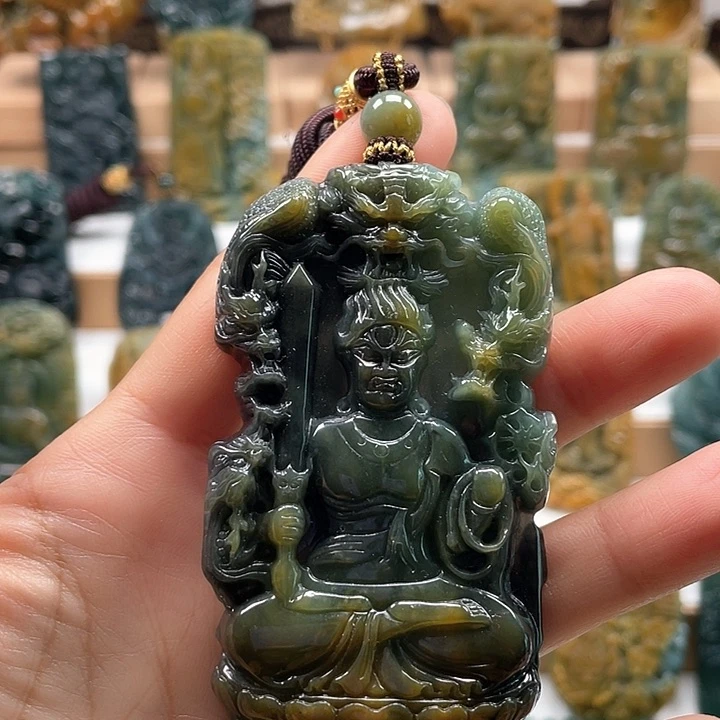 翡翠颈饰未镶嵌天然翡翠A货不动