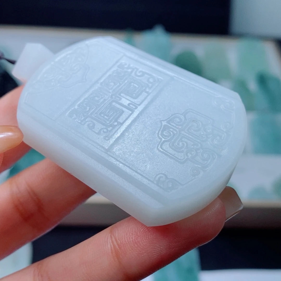 定制翡翠未镶嵌毛货翡翠挂件