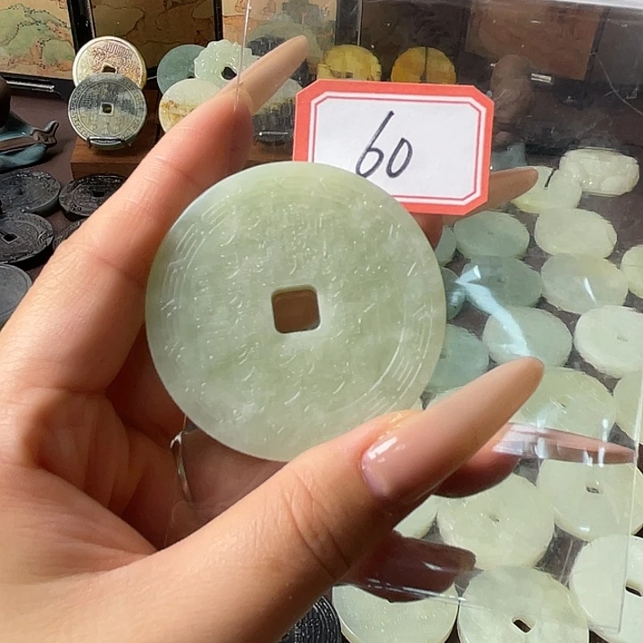 蛇纹石玉合金颈饰