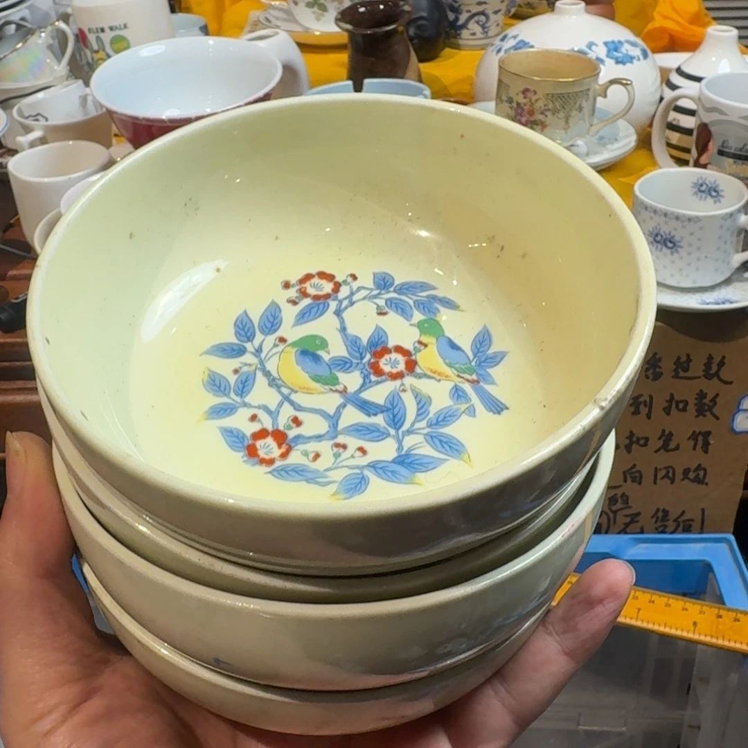 吴***丽默认微瑕不退不换