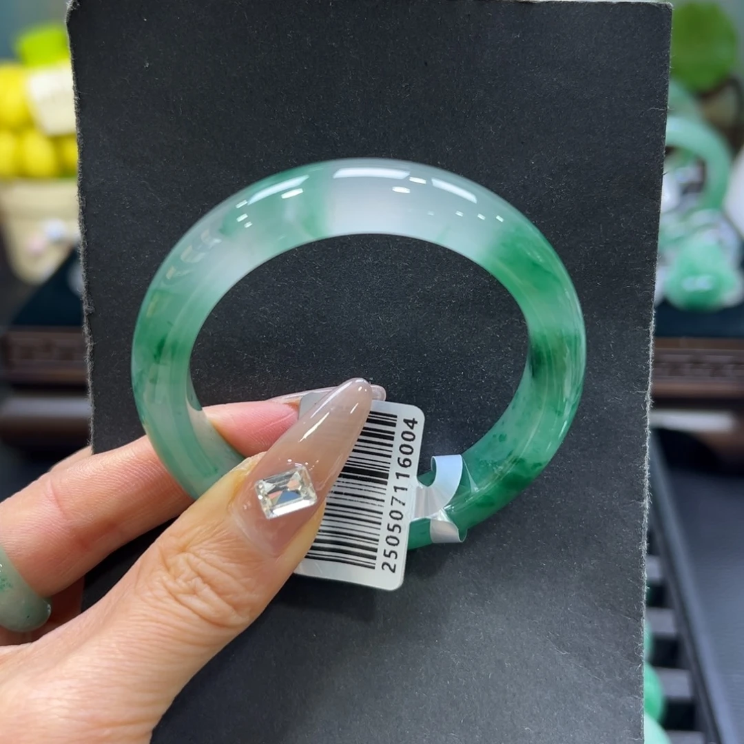 石英质玉（非洲翠）未镶嵌手镯53-54