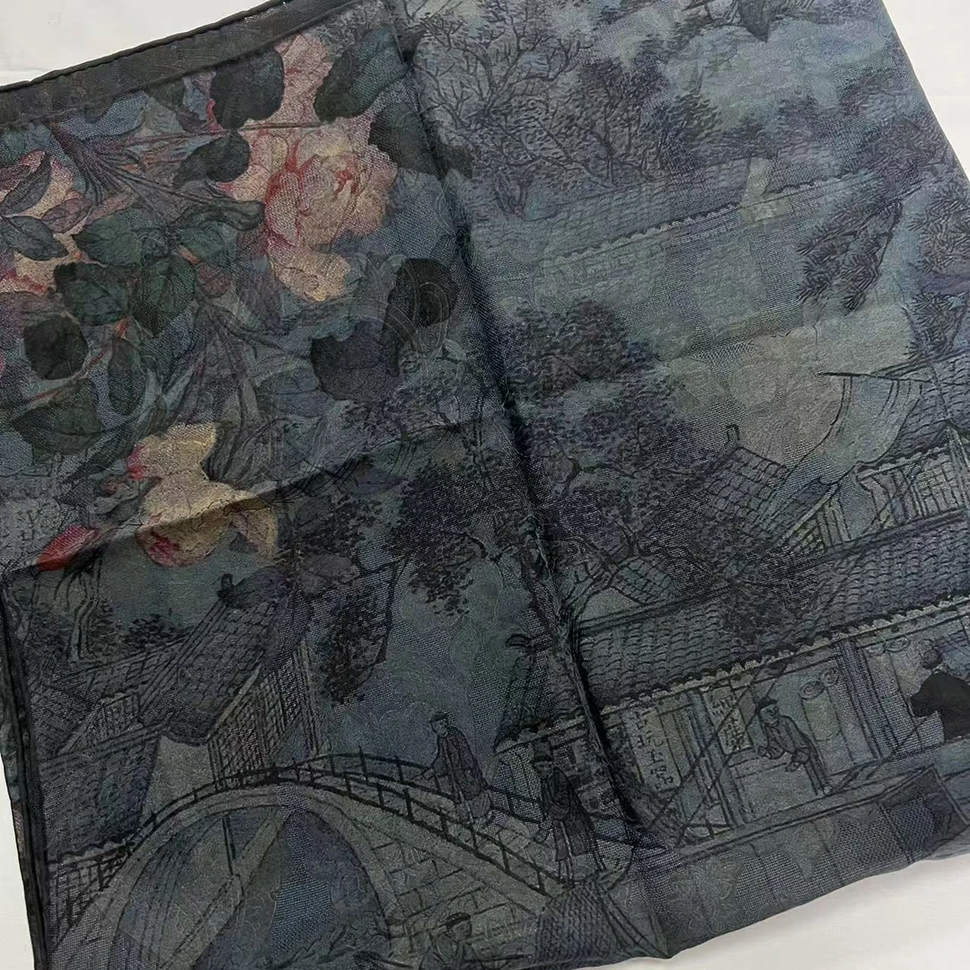 110香云纱方巾-云梦人间 苏罗105cm丝巾