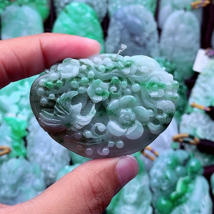 翡翠未镶嵌吊坠(不含链)