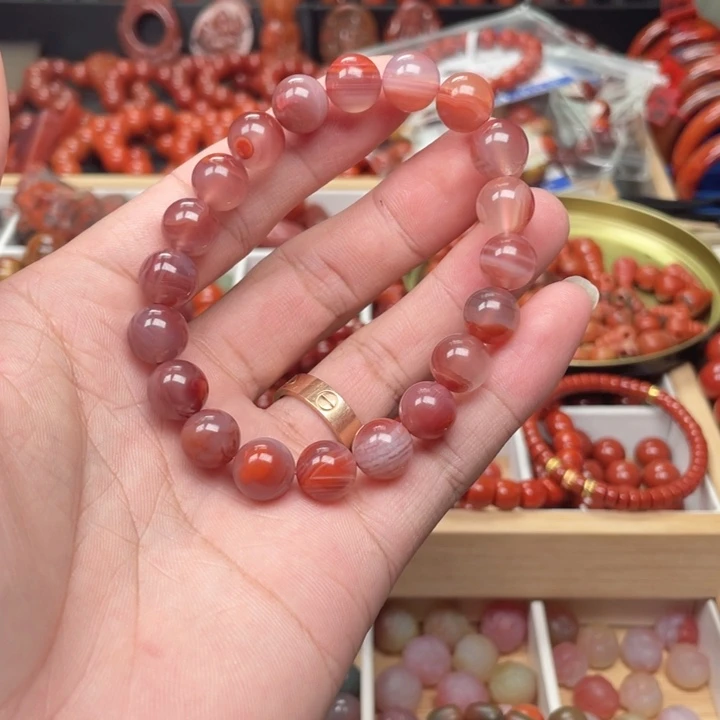 南红玛瑙未镶嵌手链