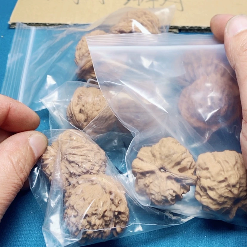 【闪购商品】文玩核桃吊坠远*19.19.19