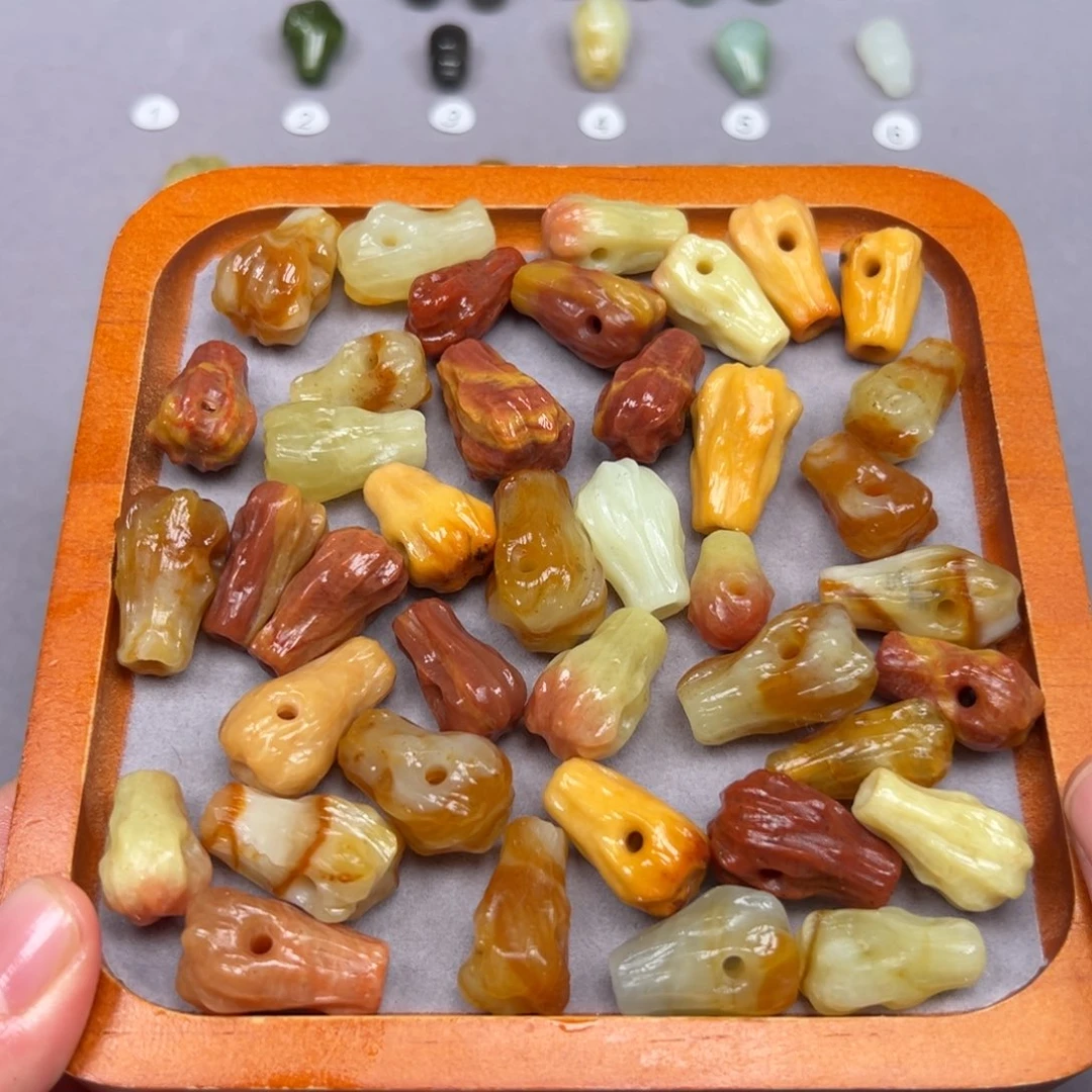 未镶嵌蛇纹石玉颈饰软料随机发一个