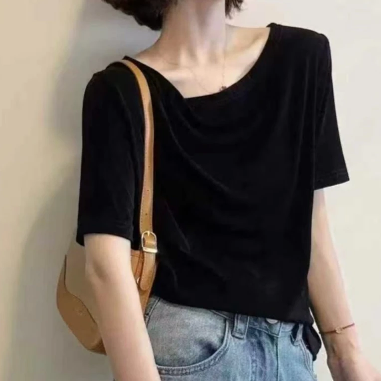 银弟，醋酸小斜领短袖