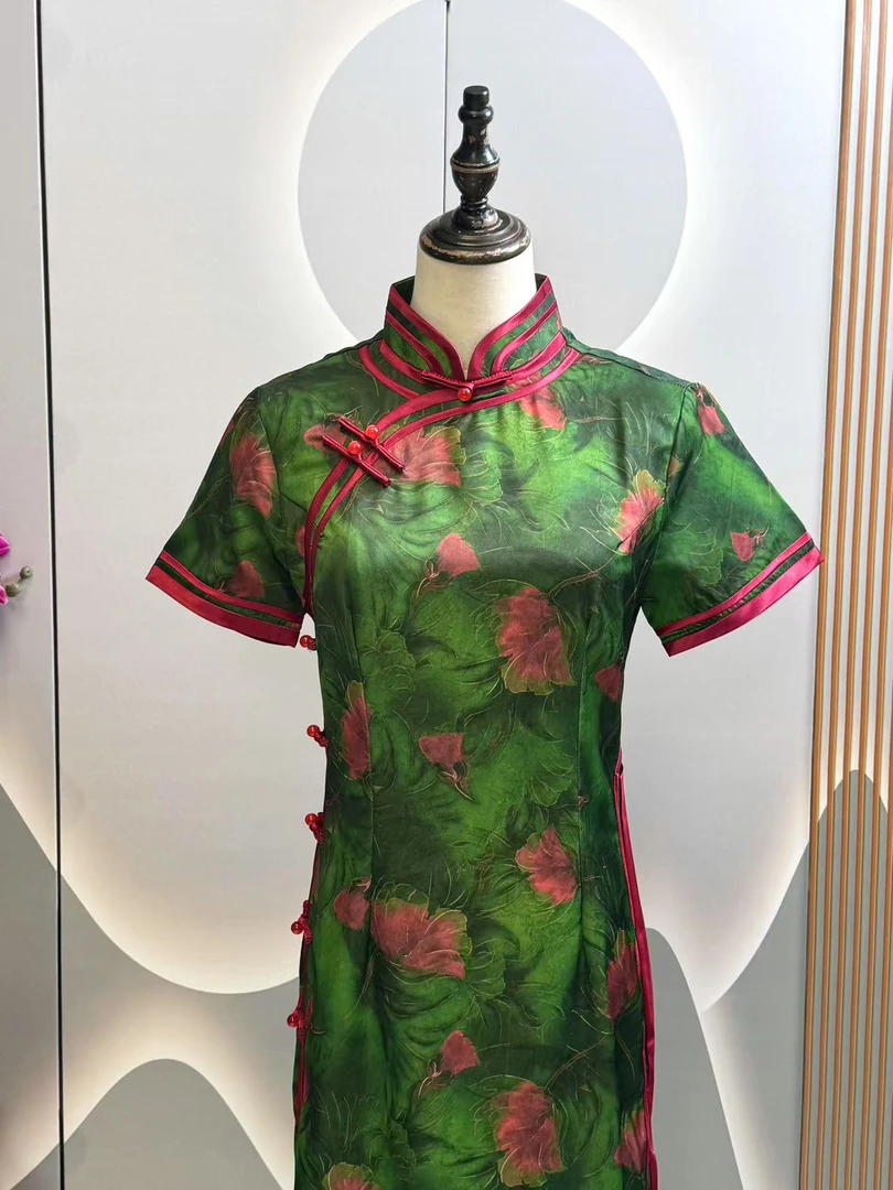 8762-绿色气质款老上海时尚潮流休闲旗袍