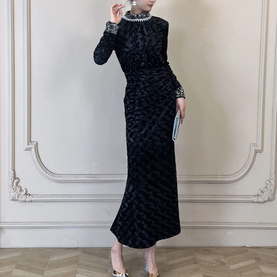 新款时尚重工钉珠黑色法式显瘦修身连衣裙45045