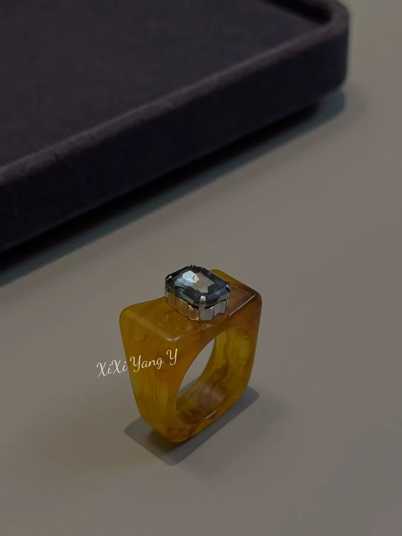 铜合金树脂戒指 XiXi Yang Y .“晕染”小众设计师款复古简约戒指