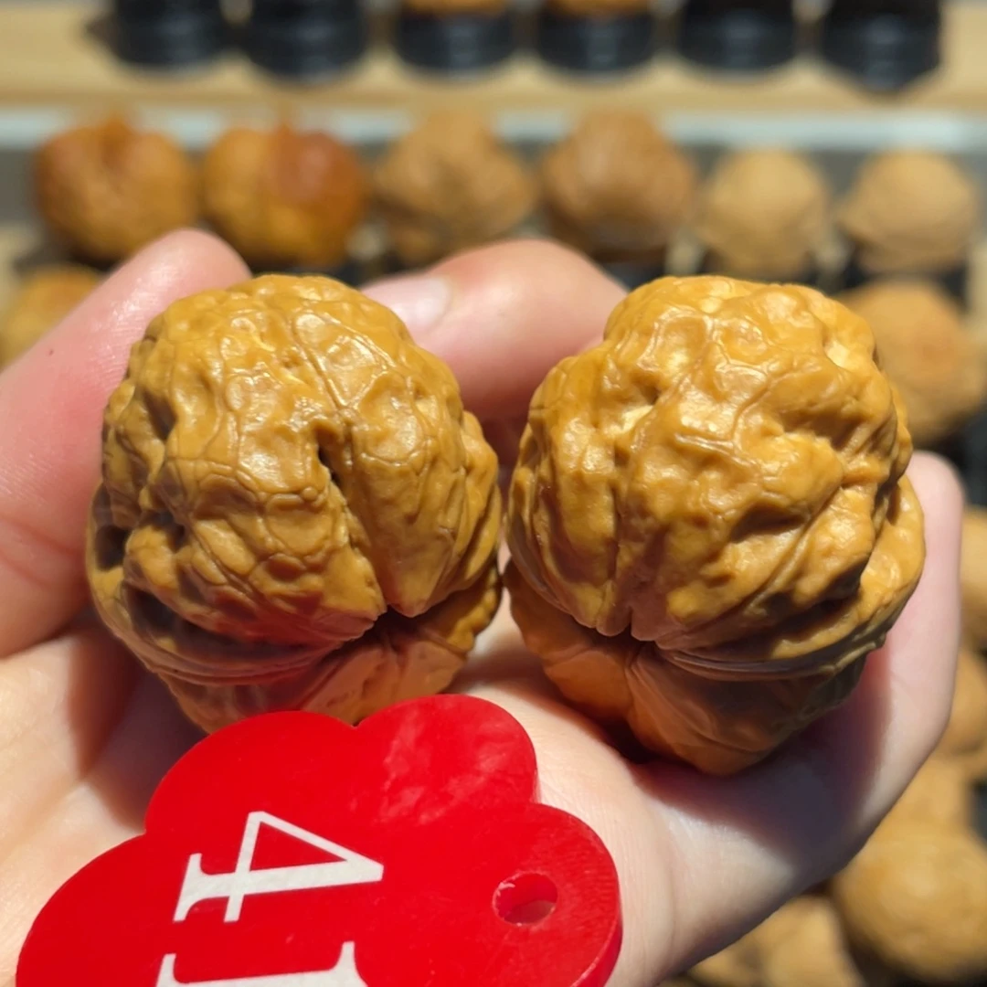 元宝金蟾王核桃36