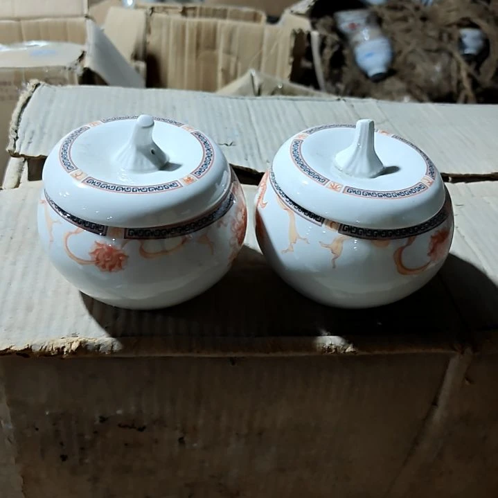 摆件陶瓷盘子碗啥都有