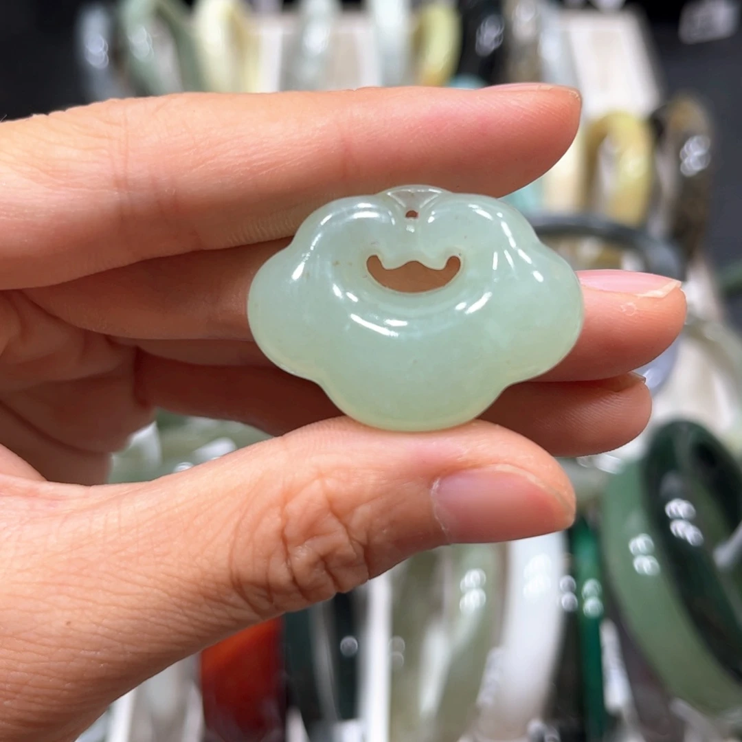未镶嵌蛇纹石玉手链