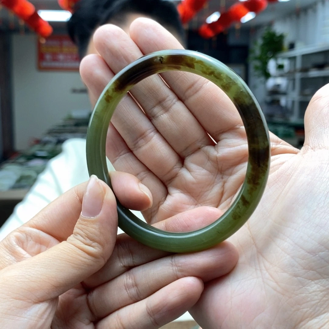 和田玉手镯未镶嵌62