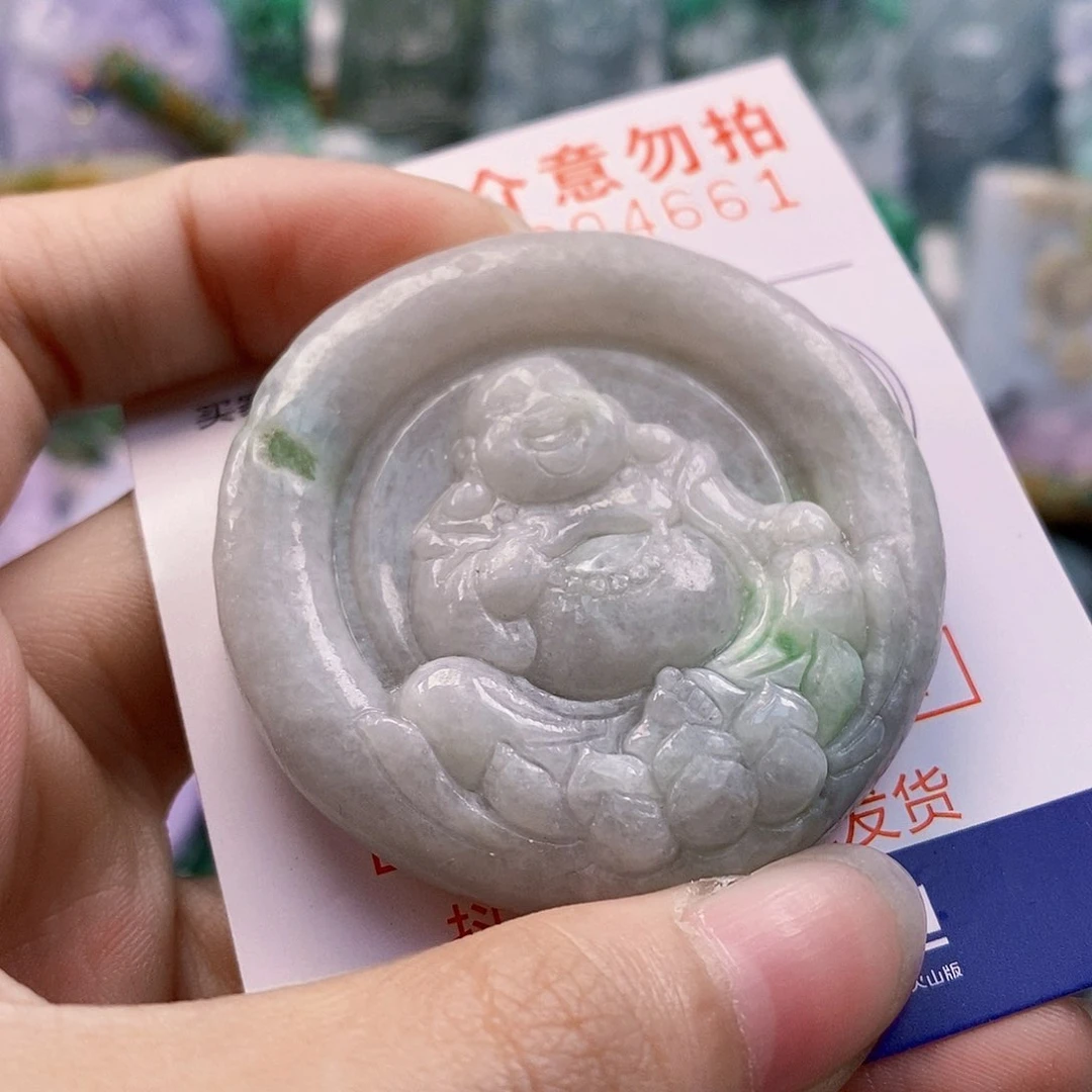 吊坠(不含链)未镶嵌翡翠