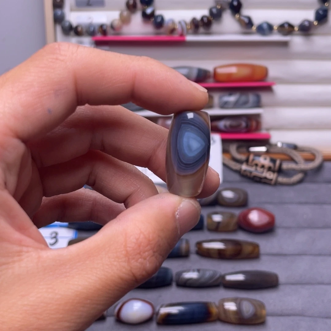 喝***体玛瑙/玉髓合金颈饰