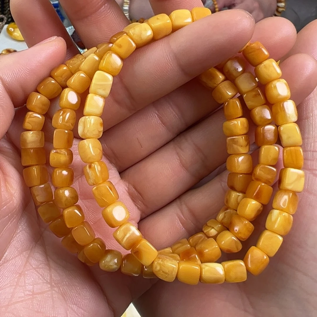 蜜蜡裸石未镶嵌多样性发一条