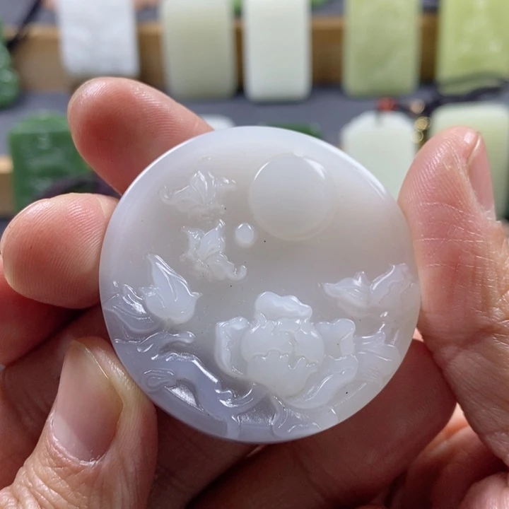 和田玉（青白玉）吊坠(赠链)未镶嵌