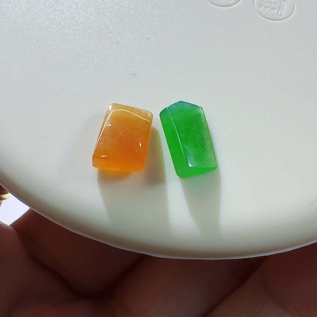 翡翠颈饰未镶嵌裸石