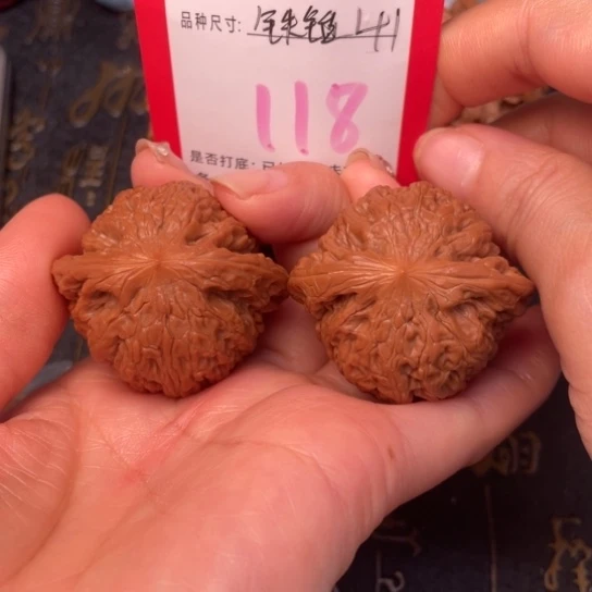 吊坠文玩核桃文玩的好