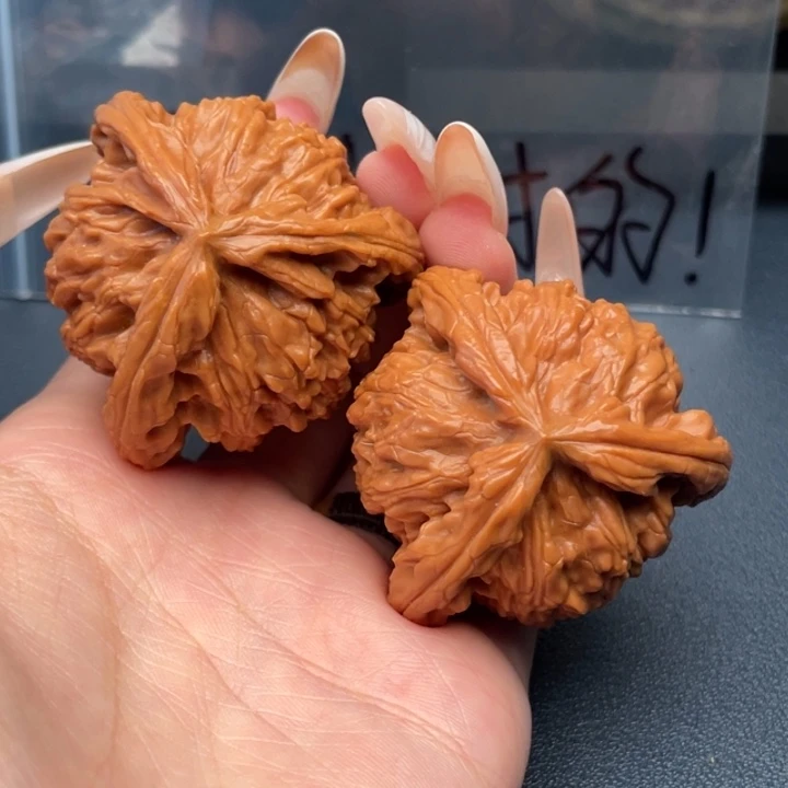 龙***手吊坠文玩核桃白狮子