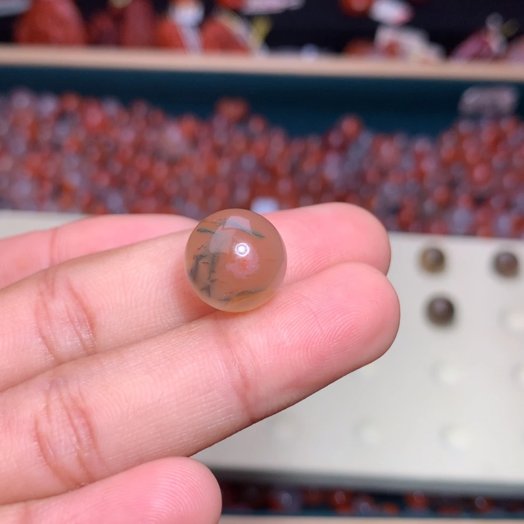 麻***驴南红玛瑙未镶嵌珠宝半成品水墨单珠