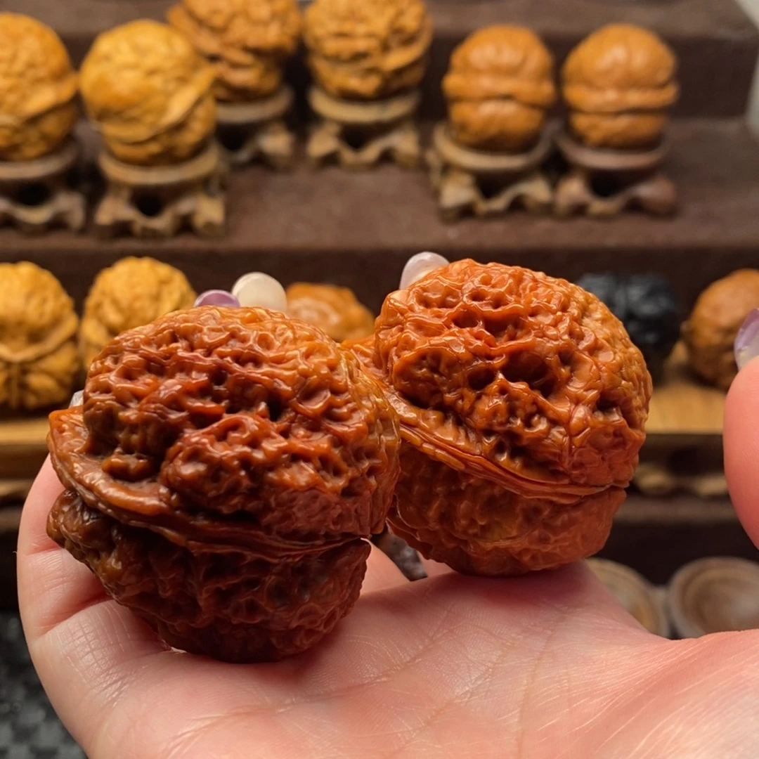 文玩核桃把件44七彩龙骨