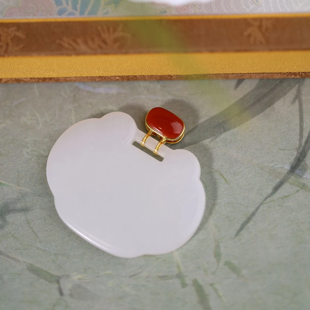 原创国风新中式定制珠宝18k金镶嵌和田如意吊坠