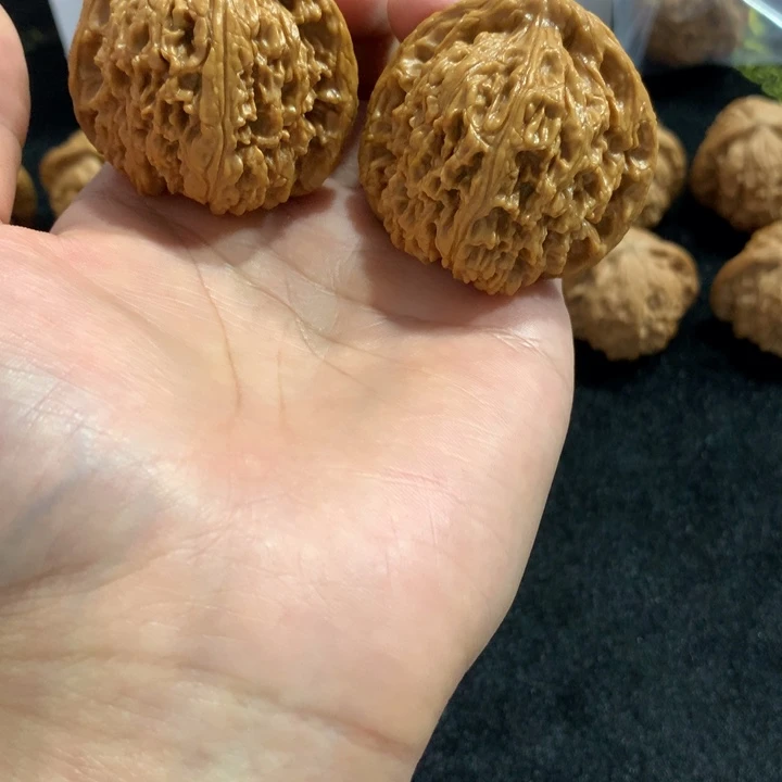 文玩核桃吊坠45南疆石738