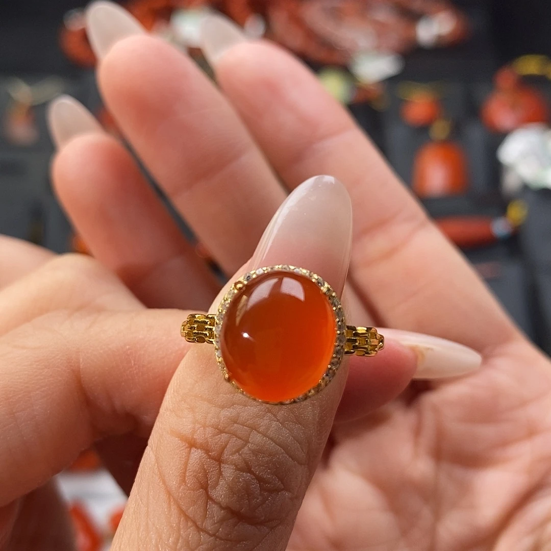 南红玛瑙银S925镶嵌云南保山冰红戒指