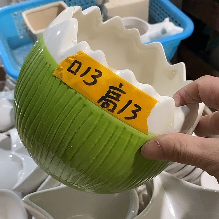 陶盆有孔 瑕疵针孔漏釉介意勿拍外高 13外口13
