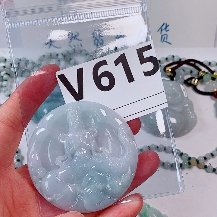 翡翠未镶嵌颈饰天然