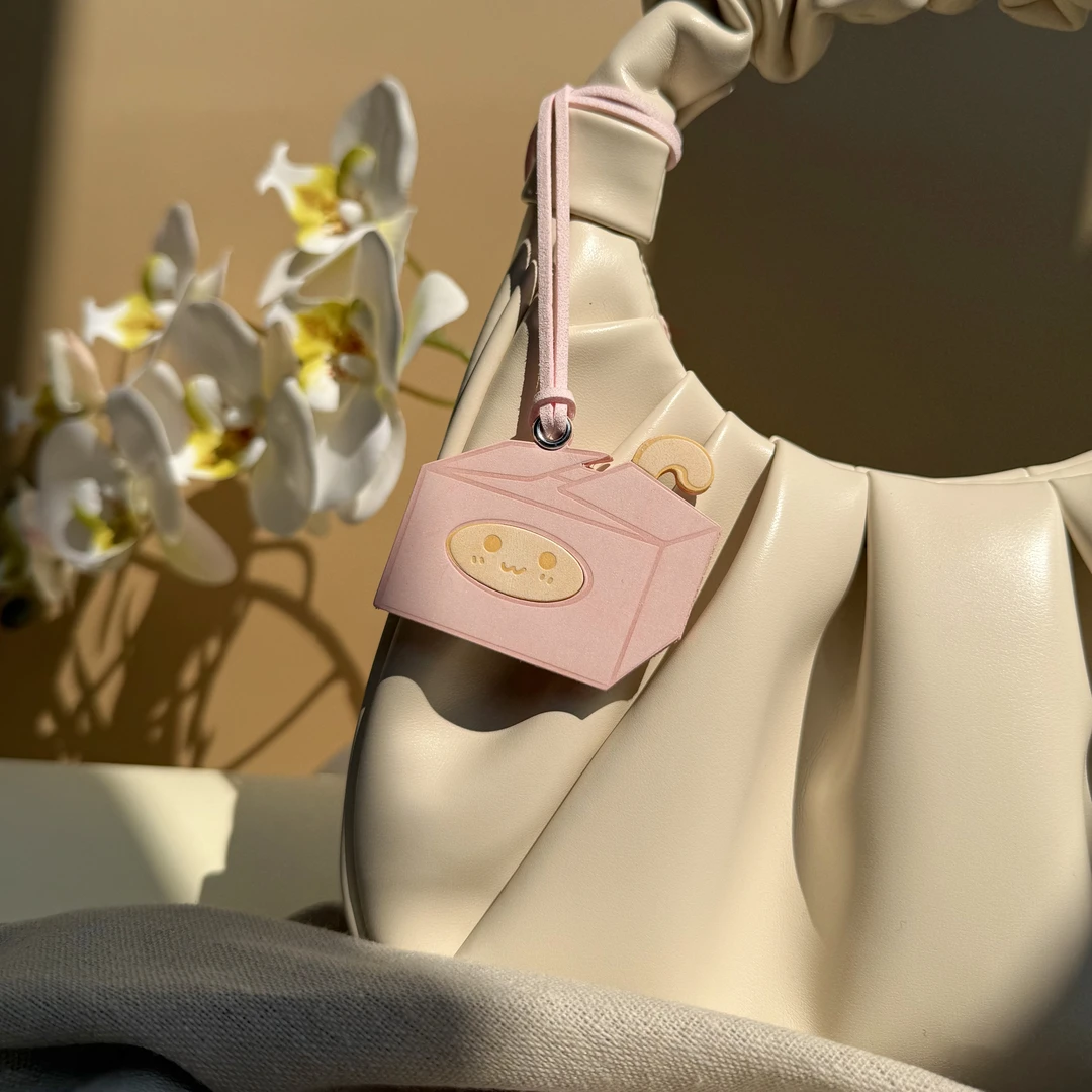 小猫挂件hellokitty挂件可爱小玩偶书包挂件小众真皮手工包挂礼物