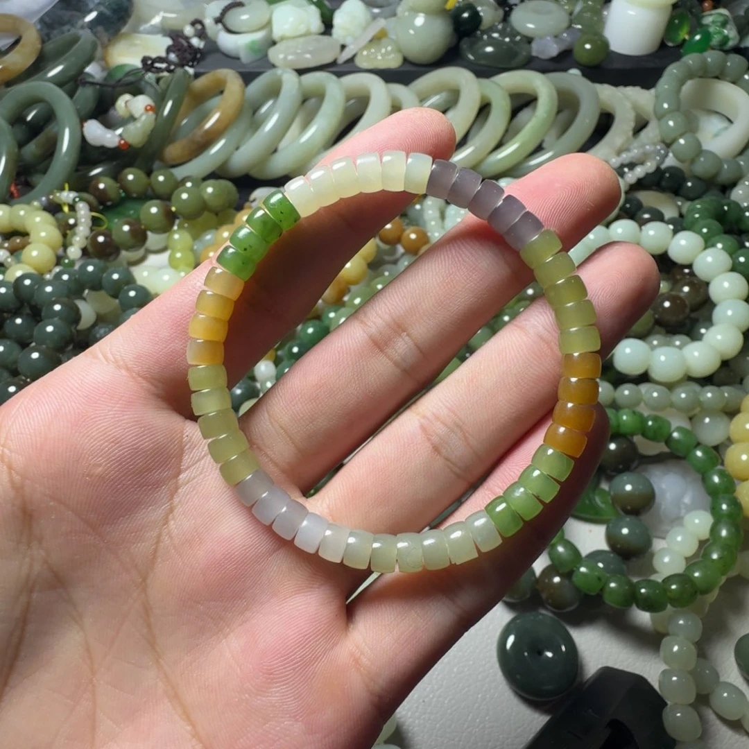 和田玉未镶嵌手串